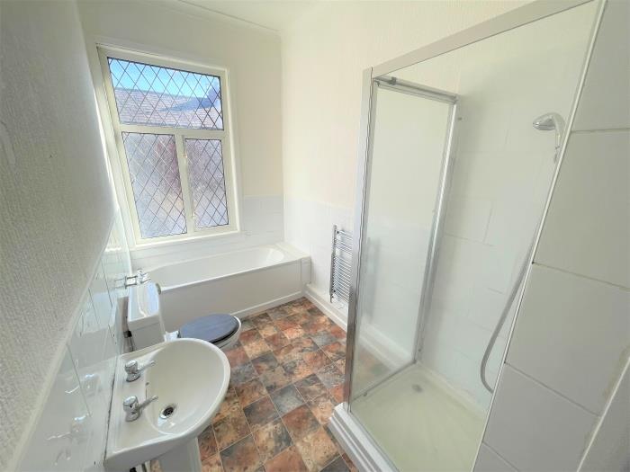 Shuttleworth Road, PR1 6DA